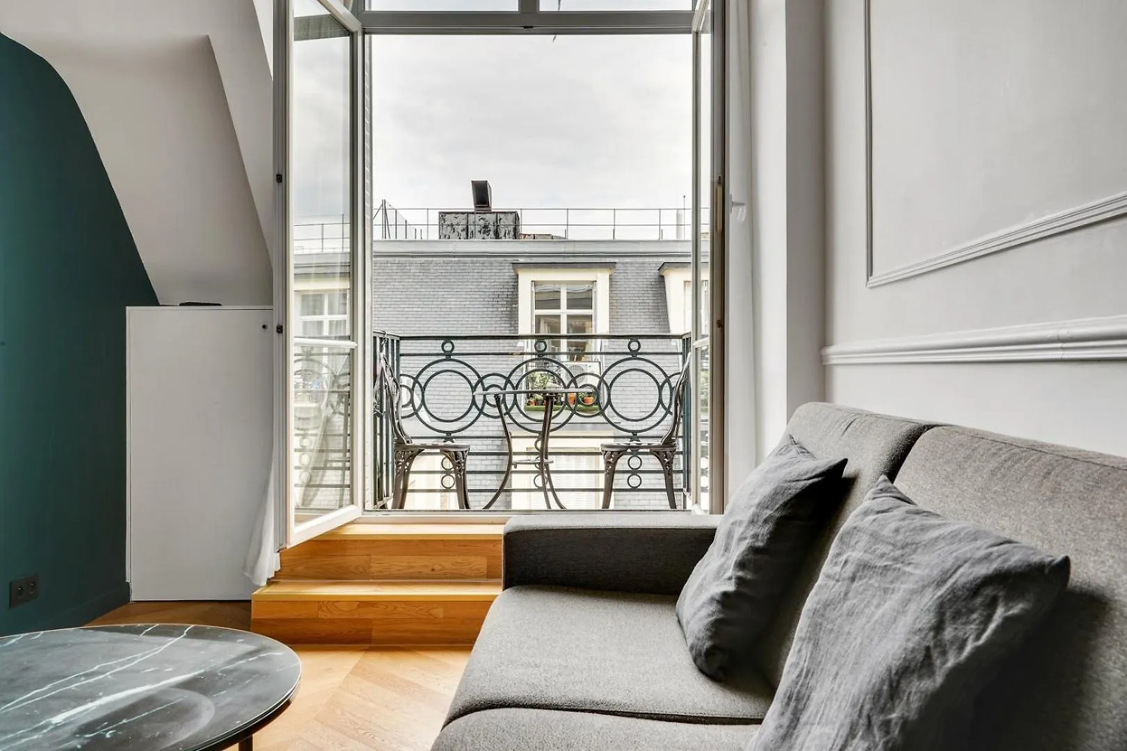 240 Suite Elysee - Superb Apartment In Paris 0*,  France